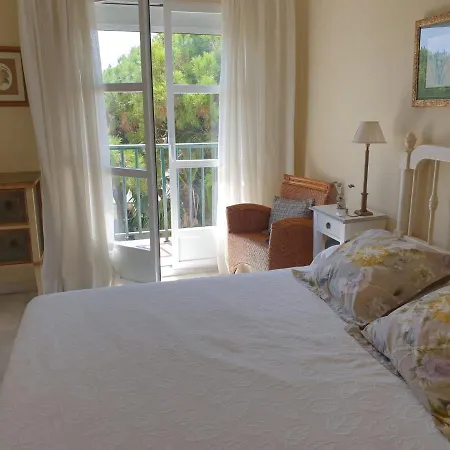 شقة Beachfront Family In Puerto Banus
